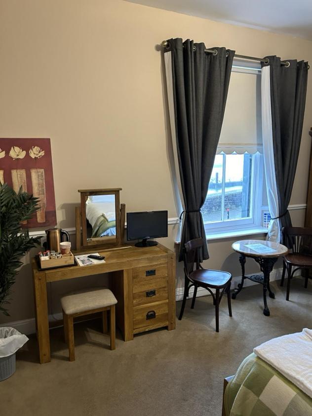 Admiral Macbride Bed & Breakfast Plymouth Dış mekan fotoğraf