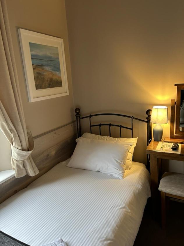 Admiral Macbride Bed & Breakfast Plymouth Dış mekan fotoğraf