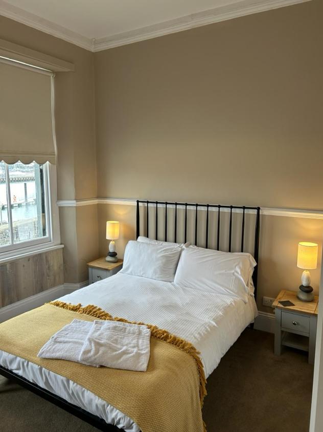 Admiral Macbride Bed & Breakfast Plymouth Dış mekan fotoğraf