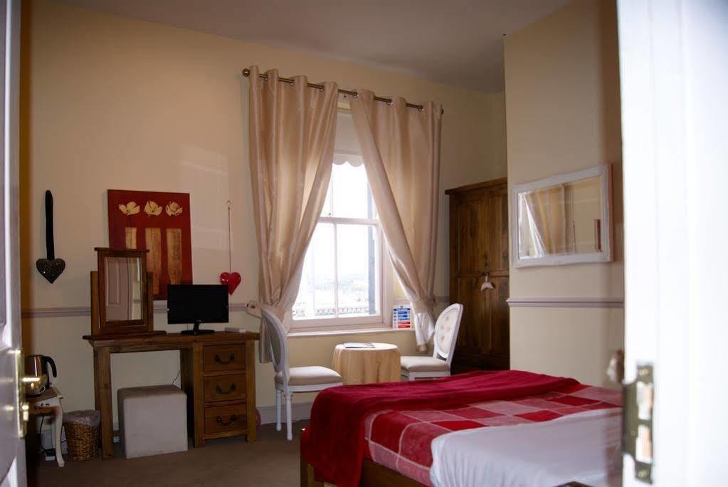 Admiral Macbride Bed & Breakfast Plymouth Dış mekan fotoğraf
